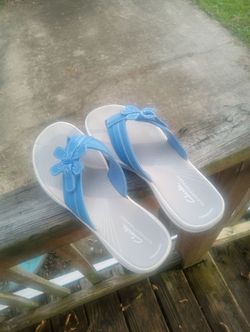 Women's flip flops