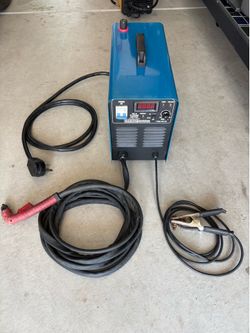 Chicago Electric 40 A Plasma Cutter