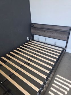 Lift-Up Storage queen size Bed with Charging Station - Quick Sale