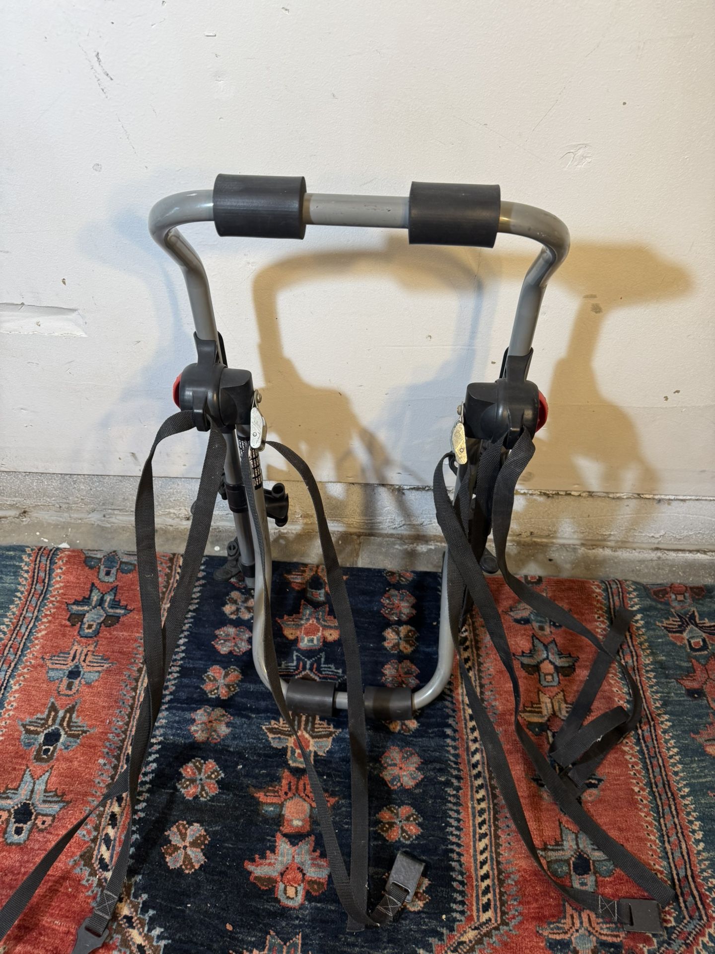 Yakima BIKE RACK HOLD -3 BIKES