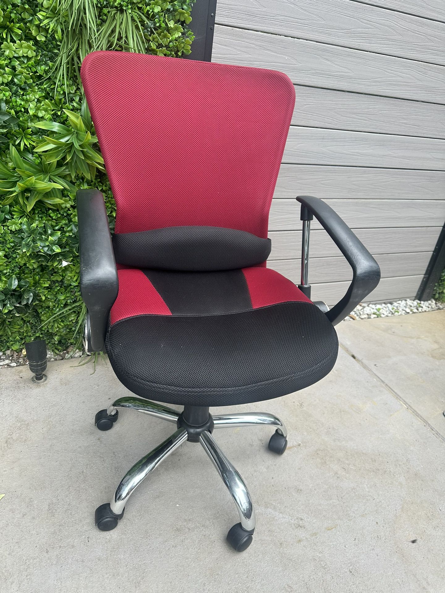 Swivel Task Office Chair