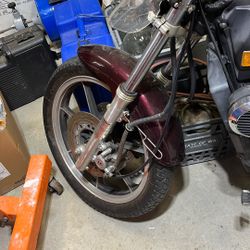 Kawaski 750CC,1983, Burgundy wine, Vulcan