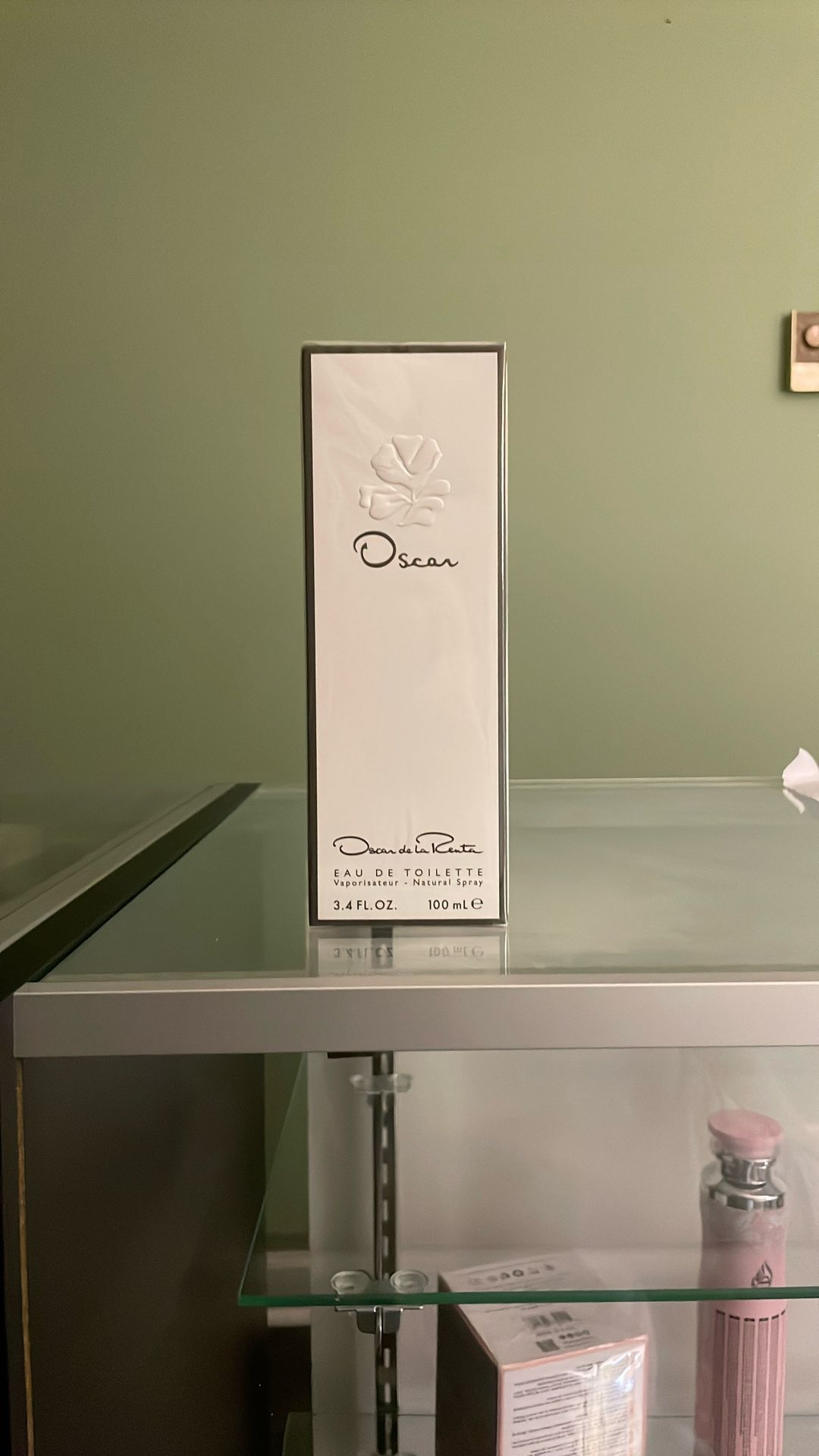 Oscar (W) Oscar De La Renta 