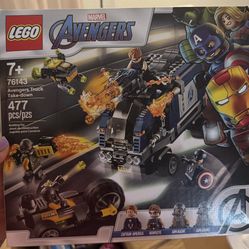 Lego Avengers Take-Down Truck - New