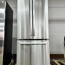 GE 20.8 cu. ft. French Door Refrigerator – Stainless Steel – Model GNE21DSKSS 