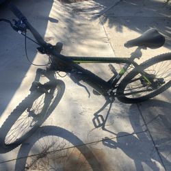 Schwinn Sidewinder Mountain Bike