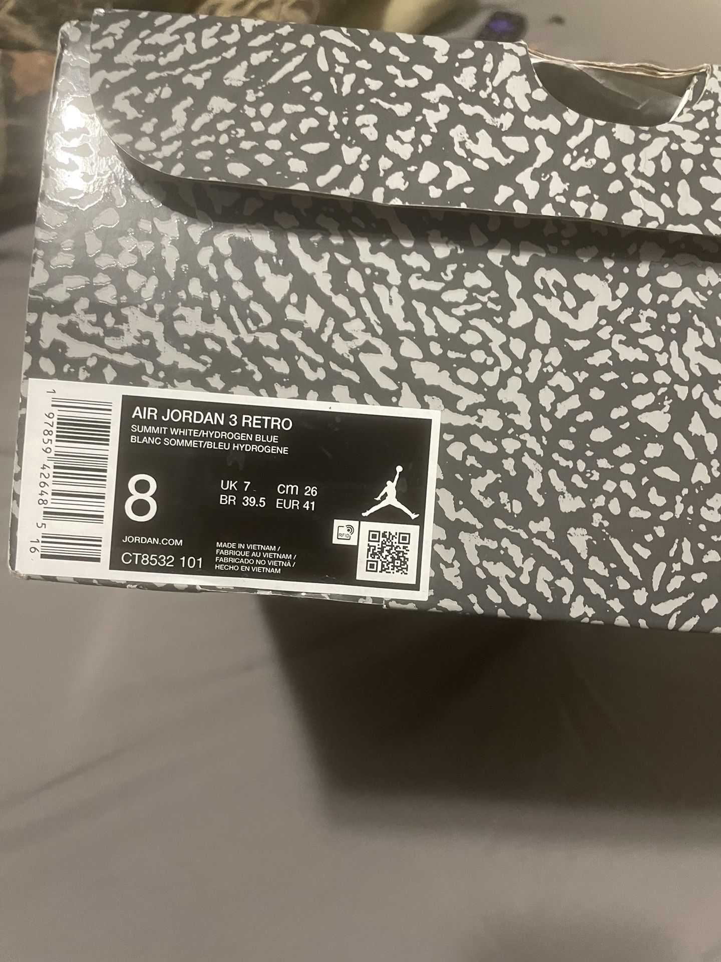 Air Jordan 3 Retro ‘Lucky Shorts’
