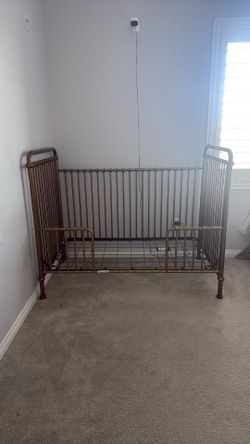 Crib