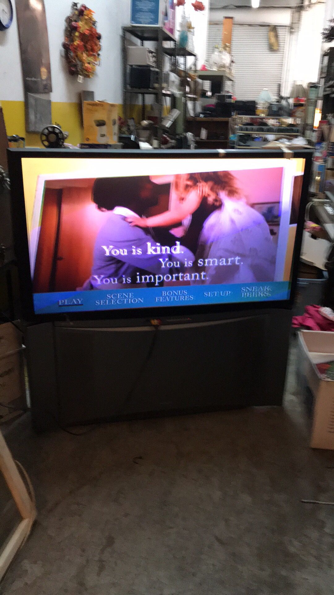 50” HITACHI Projection tv with remote manual