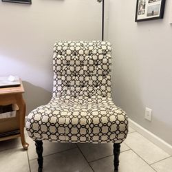 Large Michelle Lounge Chair