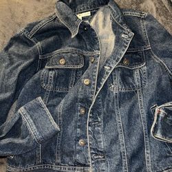 womens large Tommy Hilfiger jean denim jacket 