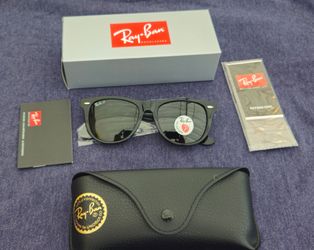 RAY-BAN WAYFARER