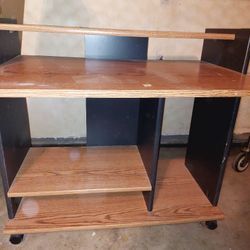 Tabel / Computer Desk