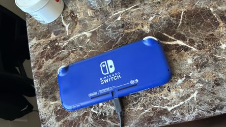 Blue Nintendo switch lite