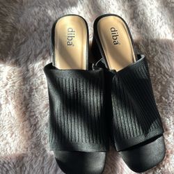 Sandals/ Heels 