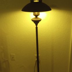 Vintage Brass Clam Shell Reading Floor Lamp for Sale in Albuquerque, NM -  OfferUp