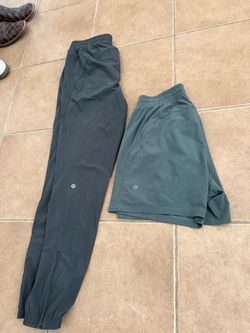 Lululemon joggers and shorts size S