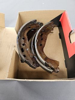 2008 Toyota Prius brake shoes