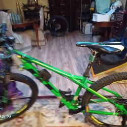 Green GT AGGRESSOR 27.5  
