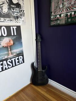 Harley Benton 7 String Guitar