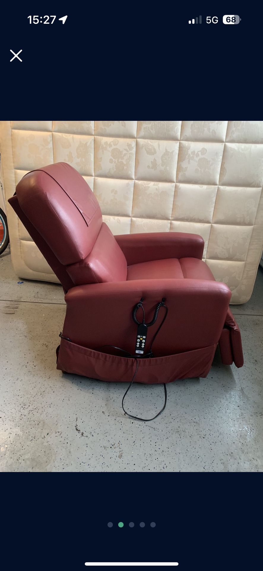 Relax The Back Motorized Lift Recliner 