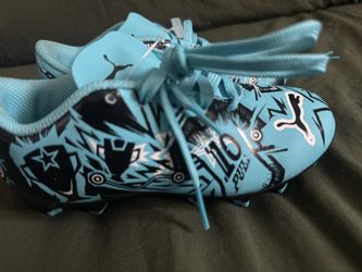 Puma kids Soccer cleats