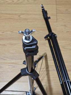Emart adjustable heavy duty tripods