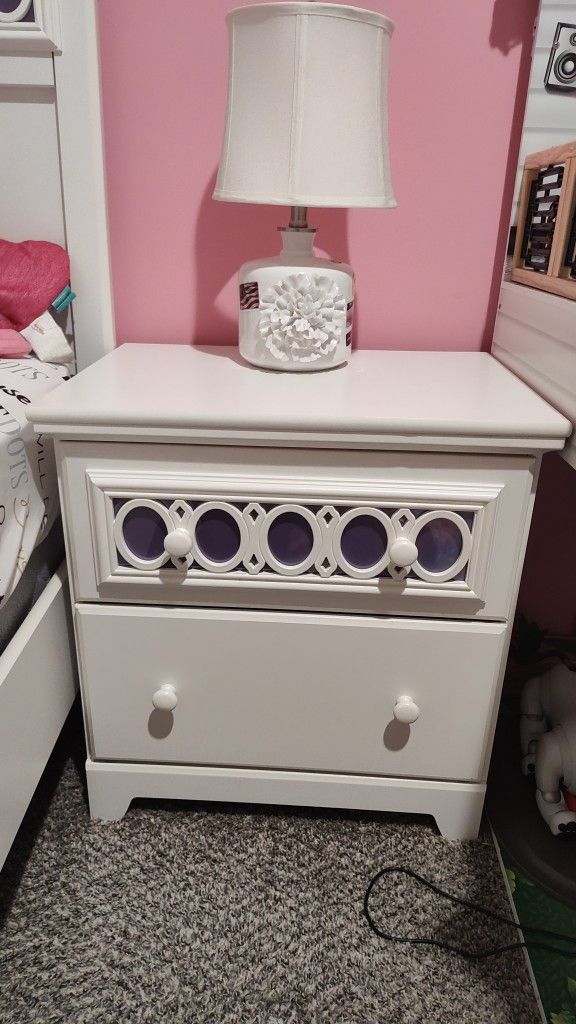 Ashley's Furniture Twin Size Bedroom Set