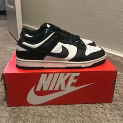 Dunk Low “Black & White”