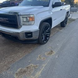 GMC Sierra