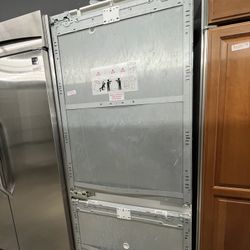 Miele Panel Ready Built In 36” Refrigerator Bottom Freezer 