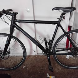 Cannondale Bad Boy Hybrid Commuter Bike 