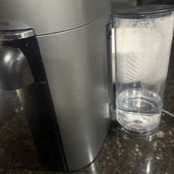 Nespresso Vertuo Plus 