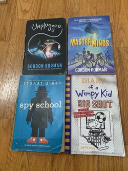 Set of 4 Popular Middle Grade Chapter Books EUC .Asking $16 ($4 each) 