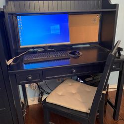 Desk With Chair