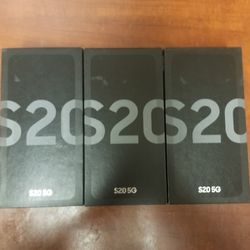 Samsung S20 TMOBILE BRAND NEW SEALED 