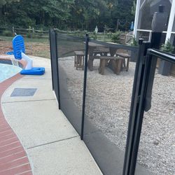 Outdoor Fence For Pool Or Animal Enclosure