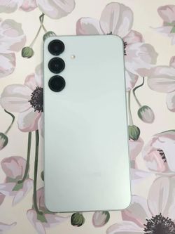 Galaxy S25 Plus 5G 6.7" (Unlocked) 256GB Mint - 90 day warranty included!
