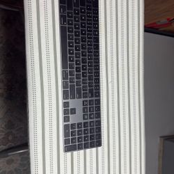 Apple Magic Keyboard 