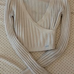 White Hollister Long Sleeve Shirt ( Size: S) 