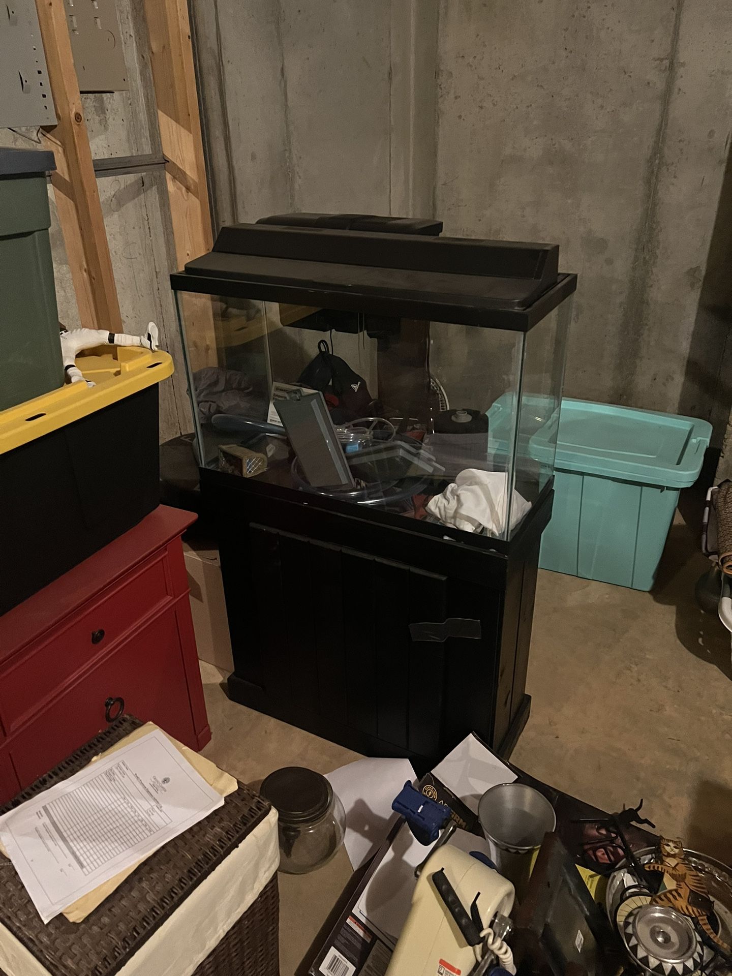 35 Gallon Fish Tank/w Supplies
