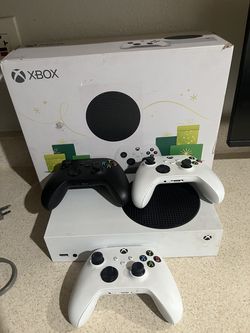 Xbox series s with box