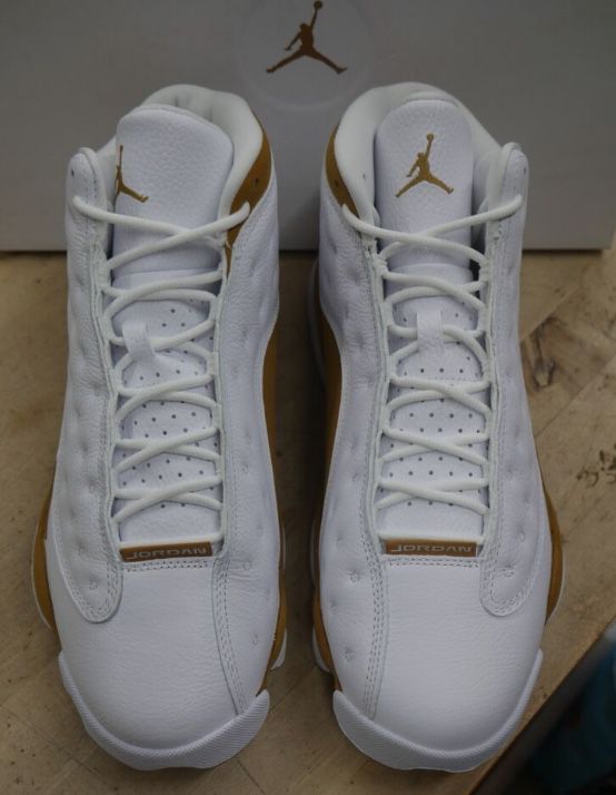 Nike Air Jordan Retro 13 Shoes Wheat White 2023 414571-171 Men's size 11 NEW