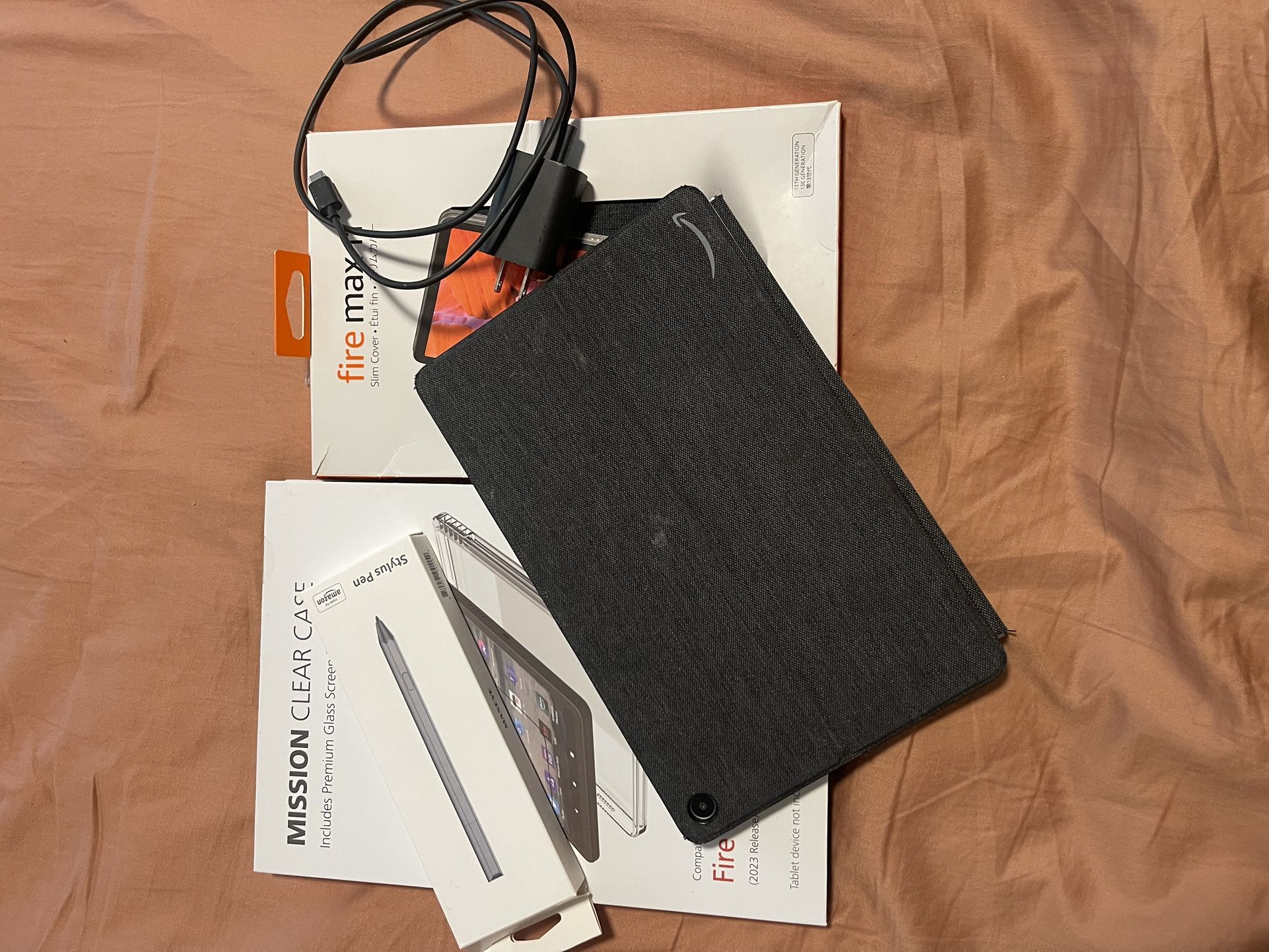 2023 Amazon Fire Max 11 tablet W/ Keyboard, Stylus Pen, 2 Extra Cases