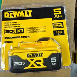 DeWalt DCB205 20V MAX XR Premium Lithium-Ion 5.0Ah Battery Pack