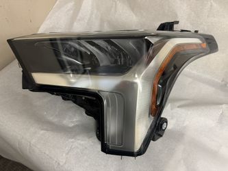 Tundra 2022-2025 Drivers Side Headlight