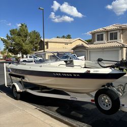 2005 Bayliner 194CL Fish and Ski Boat