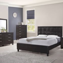 🔥 Queen Bedroom Set Come 7 Pieces Including Mattress And Box Spring 🔥 All Come In Box 📦 - Same Day Delivery 