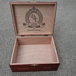 Cigar boxes