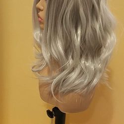 Short Blonde Wavy Wig
